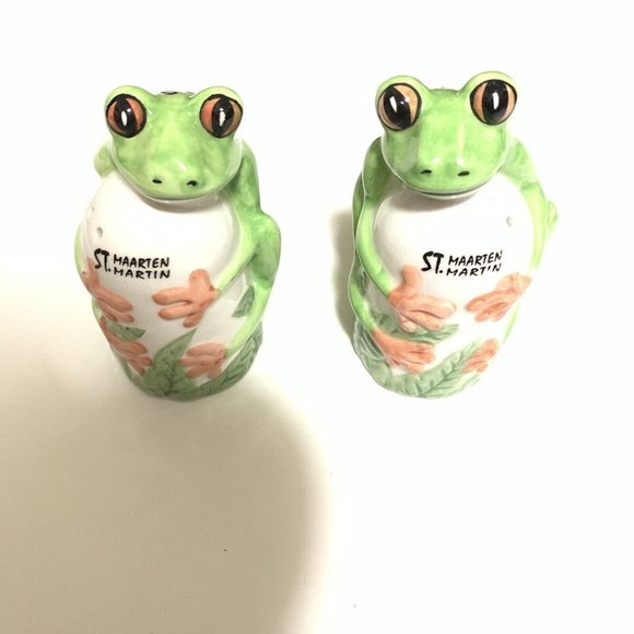 Puerto Rico Souvenir Salt & Pepper Shakers Frogs‎ Hand Painted Ceramic - Picture 1 of 5